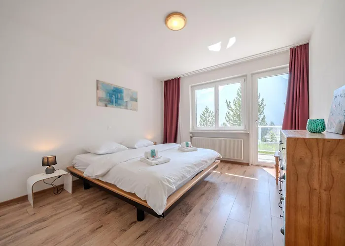 Viktoria A12 By Vacations, Renoviertes App Mit Bergblick Im Zentrum