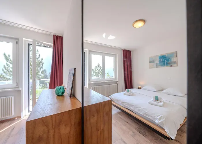 Viktoria A12 By Vacations, Renoviertes App Mit Bergblick Im Zentrum Apartamento Arosa