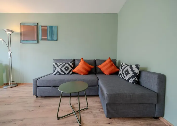 Appartement Viktoria A12 By Vacations, Renoviertes App Mit Bergblick Im Zentrum Arosa